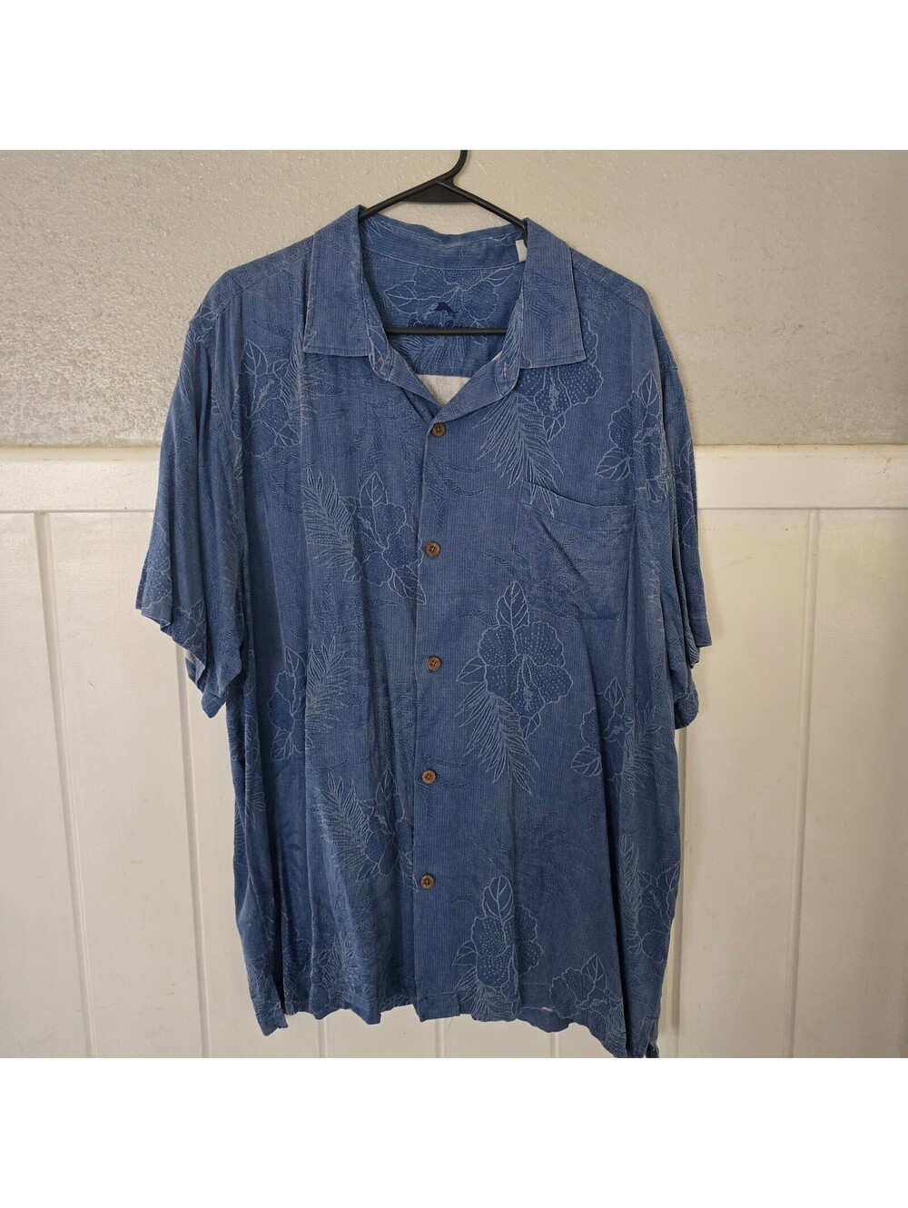 Tommy Bahama Men's XXL Blue Floral Tonal Jacquard Short Sleeve Camp Shirt